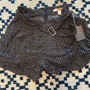Forever 21 Flowy Summer Shorts w/ Belt: NWT Small